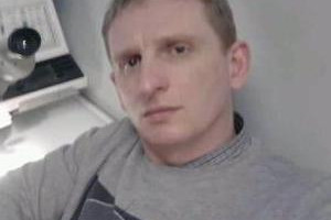 szuuuuuuuuuuukam:):)poznam:)