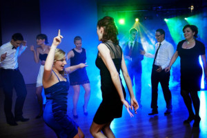 DEE JAY MAXI PROFESJONALNA OBSŁUGA MUZYCZNA IMPRAZ!