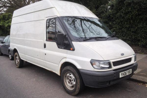 Ford Transit lwb 115t350 2.4 diesel manual 2006 tax, mot