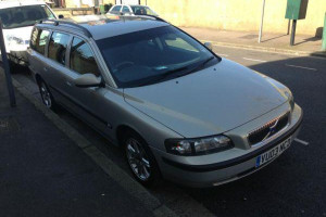 VOLVO V70 2.4 KOMBI PETROL, MANUAL, MOT, TAX