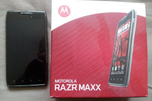Motorola razr maxx