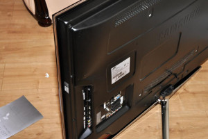 Samsung LE46C750 46" 3D Ready 1080p HD LCD Internet