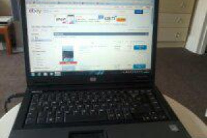 SPRZEDAM KOMPUTERY DELL I HP CENA 120F i 70F