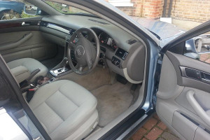spszedam AUDI  A6 2,0