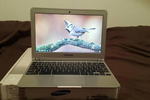 Samsung Notebook chromebook wi-fi 2gb 16gb 1.7ghz bateria 7godzin bardzo lekki, cienki, cichy Sa