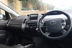 Toyota Prius 1.5 Hybrid T SPIRIT VV-1 AUTO