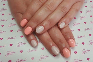 Manicure i pedicure hybrydowy