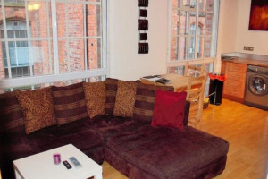 NOTTINGHAM - 2 BEDROOM FLAT– BARDZO WYSOKI STANDARD - LANDLORD