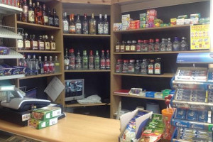 SHOP  - BUSINESS   FOR SALE