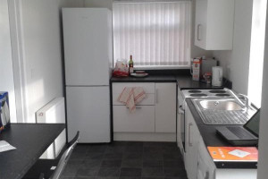 hartlepool – nowe umeblowane pokoje z łazienkami– wifi – 5 min do centrum