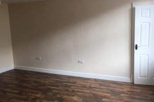 MANSFIELD – WYREMONTOWANY 1 BEDROOM FLAT DO WYNAJĘCIA W CENTRUM