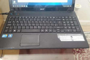 Laptop Acer 5742