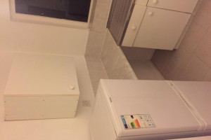 Przestronny  1 bedroom flat (2 lozka) blisko stacji metra