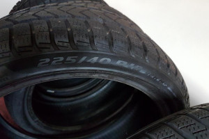 Opony zimowe Pirelli SottoZero 3 225/40/18 92H