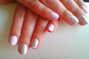 Manicure hybrydowy