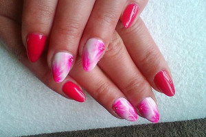 Manicure hybrydowy