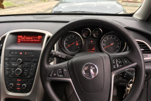 Vauxhall Astra J, 2010, 1,6 benzyna, 74800mil