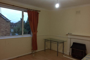 Duze studio do wynajecia z osobna kuchnia