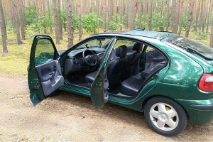 Oddam za darmo renault megane 1 sport po lifcie 1.6 ben gaz sprawny