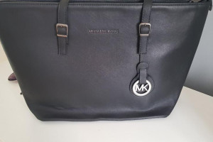 KOSZULKI ARMANI , GUCCI, LEVIS .....