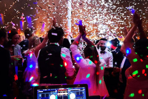 PRZEBOJOWY DEE JAY i WOKALISTKA PROFESJONALNIE LIVE!