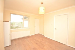 DWU POKOJOWE MIESZKANIE Z OGRODEM !!!