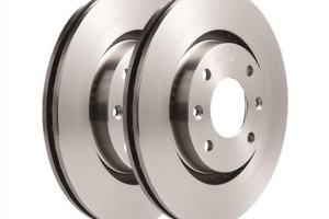 Sprzedaż części motoryzacyjnych w polskich cenach.