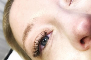 Eyelash extensions