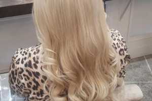 Usługi fryzjerskie Hair by Agnes Leytonstone