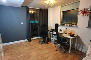 BARDZ DUŻA DWÓJKA Z BALKONEM BLISKO DO CENTRUM WHITECHAPEL