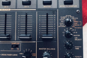 Pioneer Djm 600