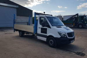 18 TON CIEZARÓWKA Z KIEROWCĄ I DŹWIGIEM ORAZ VAN