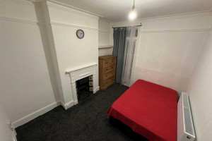 Nie przegap – ładny pokój przy samej stacji 7 sisters