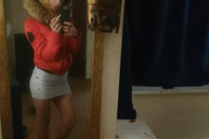 Sexy girl zaprasza do kontaktu przyjmuje u siebie wyjazdy oferuje rowniez;)