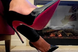 BISEX W SZPILKACH DO WYNAJĘCIA !!!!!!